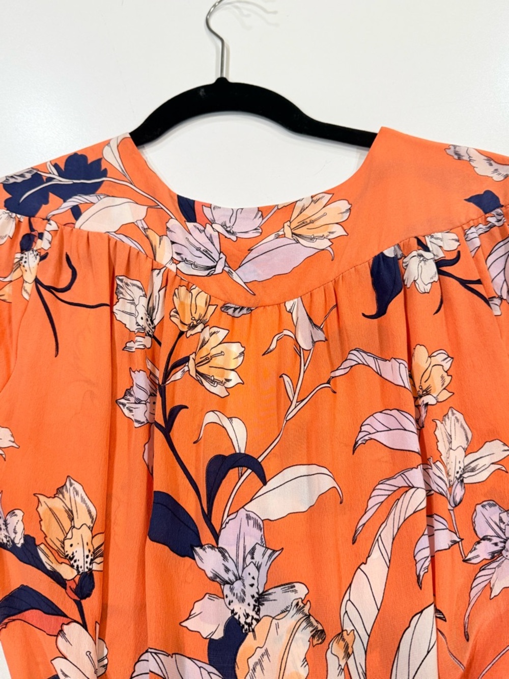 Yumi Kim Silk Wrap Dress Coral Floral | Size M | Tie Waist Mini - Picture 14 of 14
